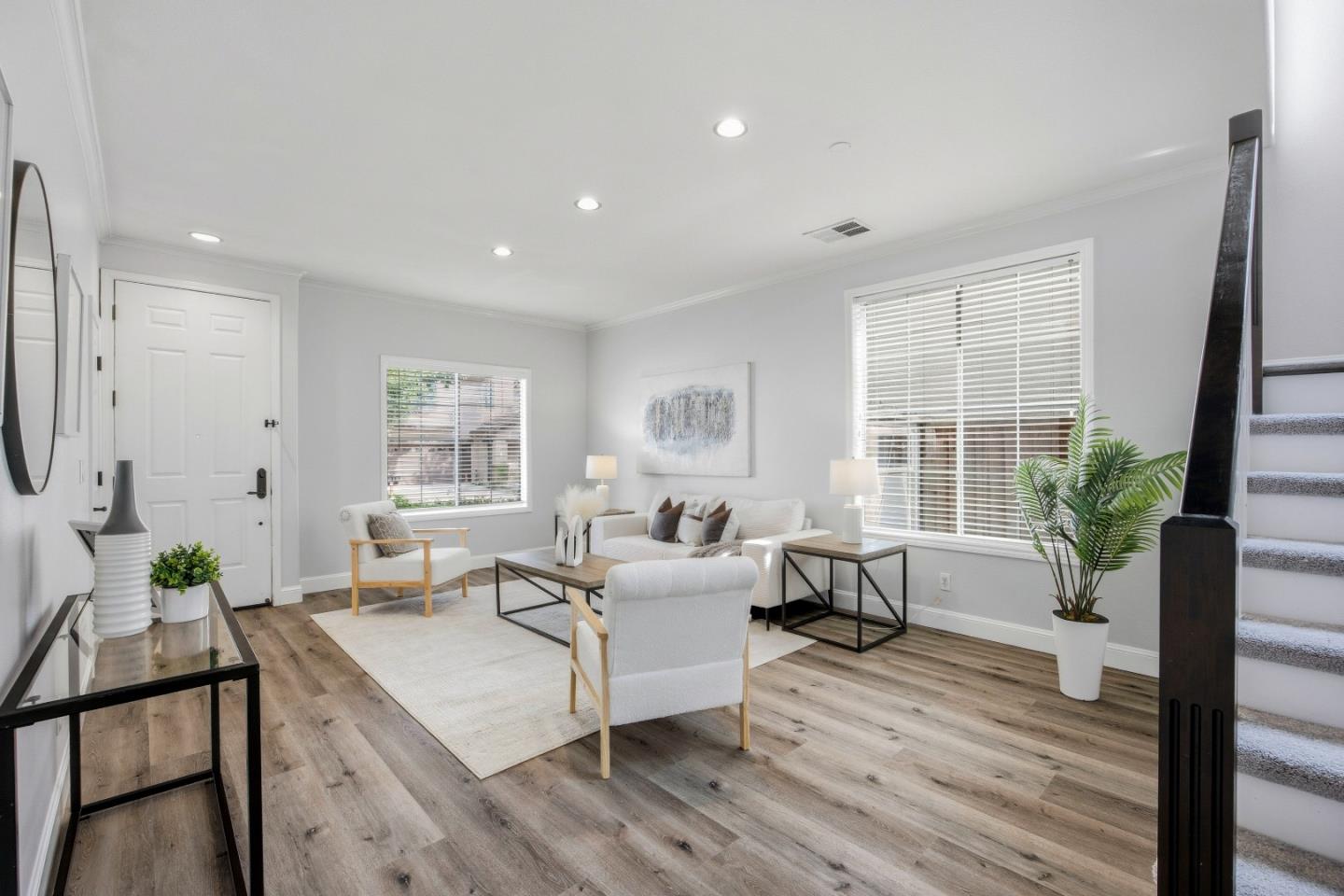 Detail Gallery Image 5 of 41 For 940 Sunbonnet Loop, San Jose,  CA 95125 - 4 Beds | 2/1 Baths