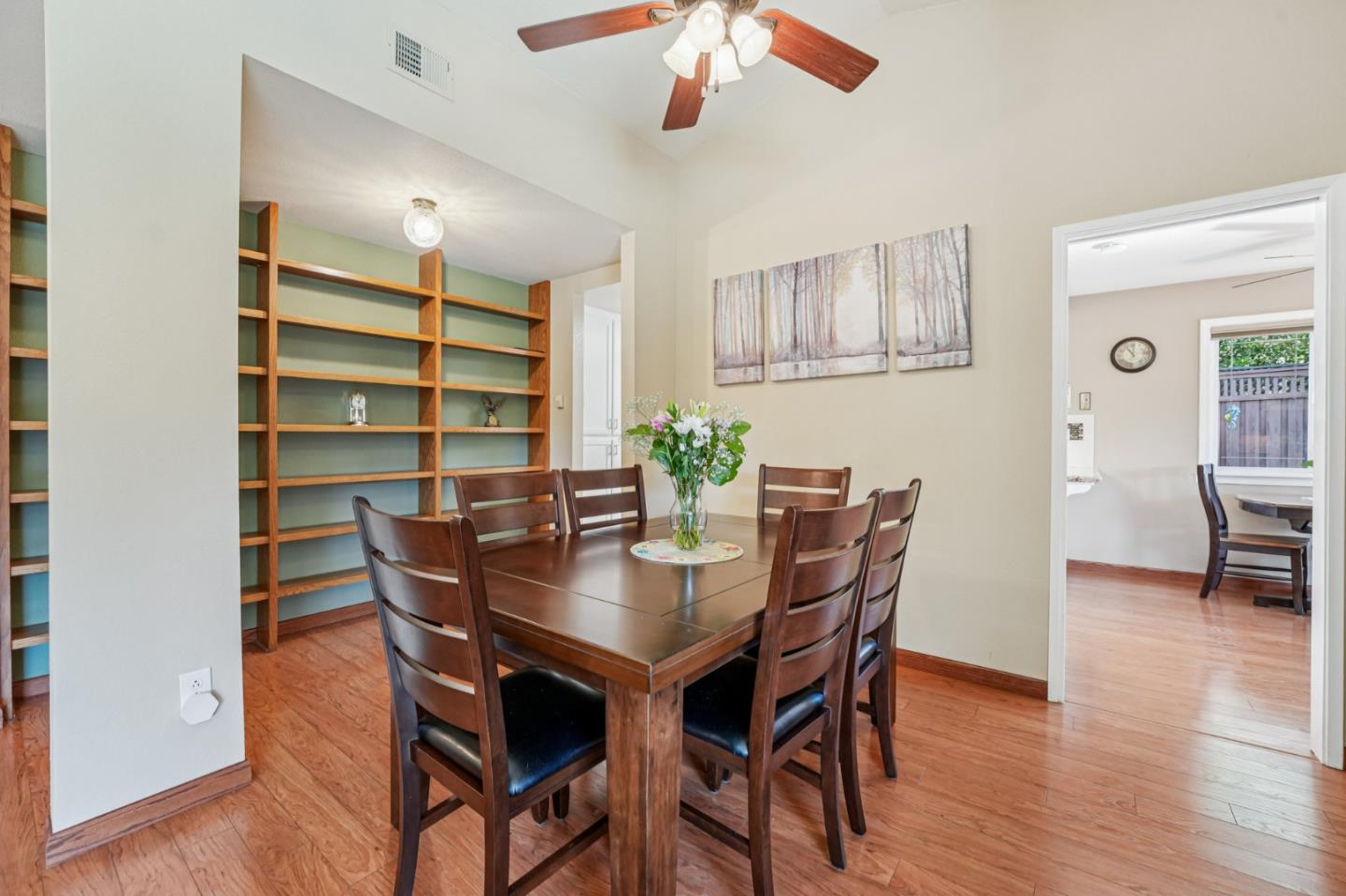 Detail Gallery Image 10 of 97 For 2930 Silverland Ct, San Jose,  CA 95135 - 3 Beds | 2 Baths