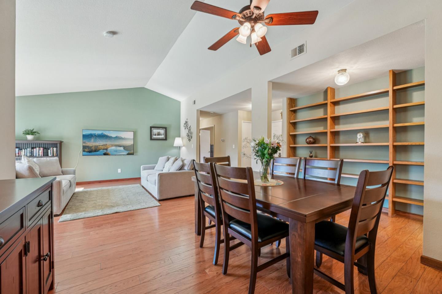 Detail Gallery Image 12 of 97 For 2930 Silverland Ct, San Jose,  CA 95135 - 3 Beds | 2 Baths