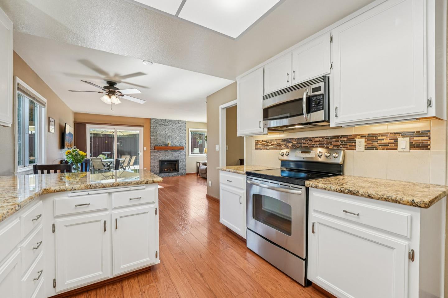 Detail Gallery Image 16 of 97 For 2930 Silverland Ct, San Jose,  CA 95135 - 3 Beds | 2 Baths