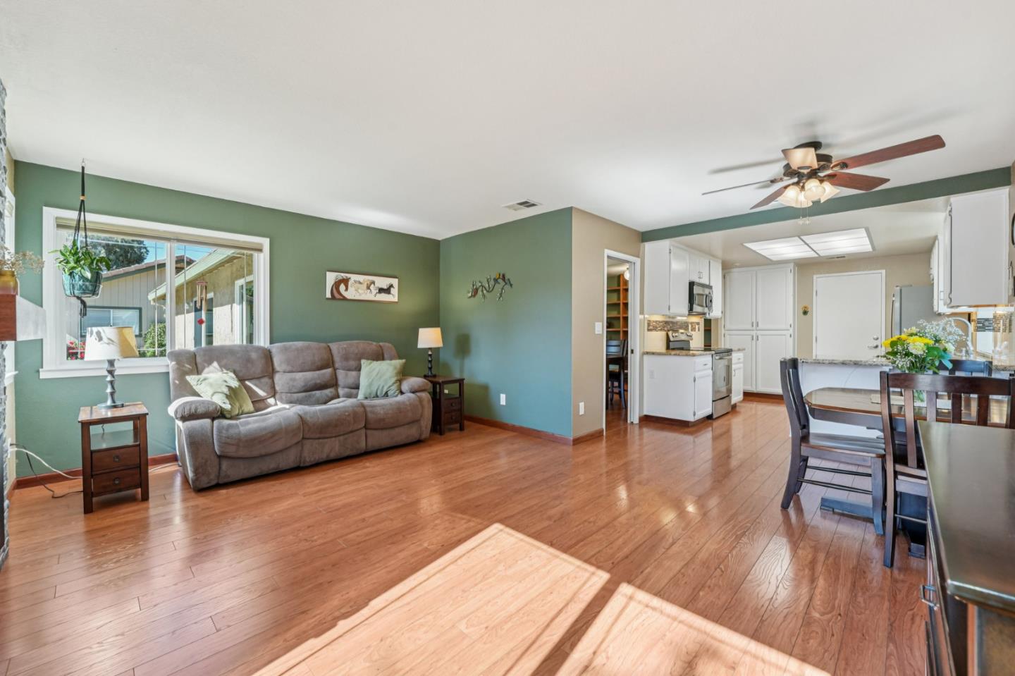 Detail Gallery Image 43 of 97 For 2930 Silverland Ct, San Jose,  CA 95135 - 3 Beds | 2 Baths