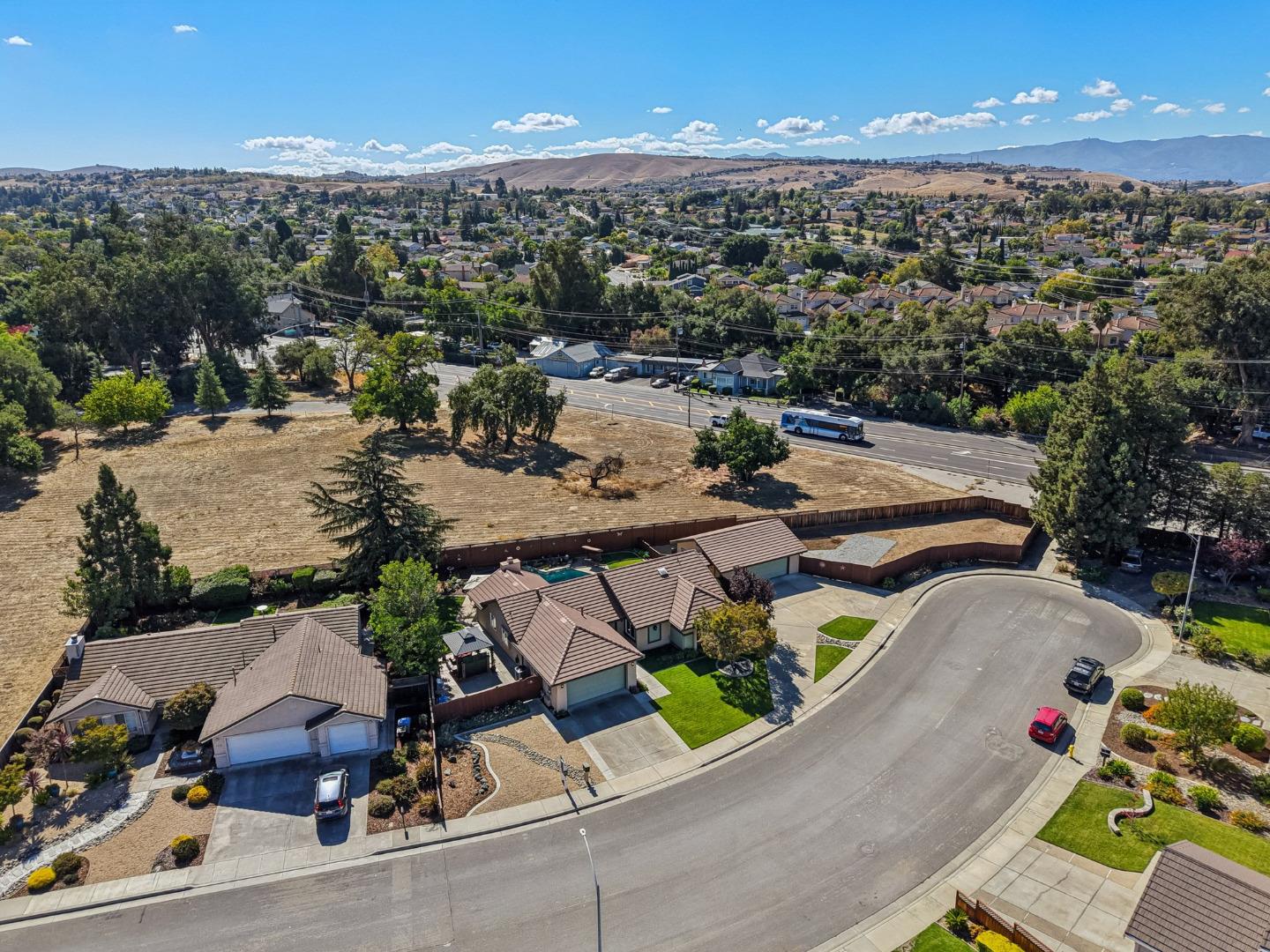 Detail Gallery Image 74 of 97 For 2930 Silverland Ct, San Jose,  CA 95135 - 3 Beds | 2 Baths