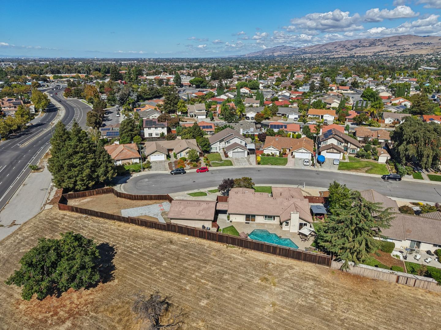 Detail Gallery Image 82 of 97 For 2930 Silverland Ct, San Jose,  CA 95135 - 3 Beds | 2 Baths