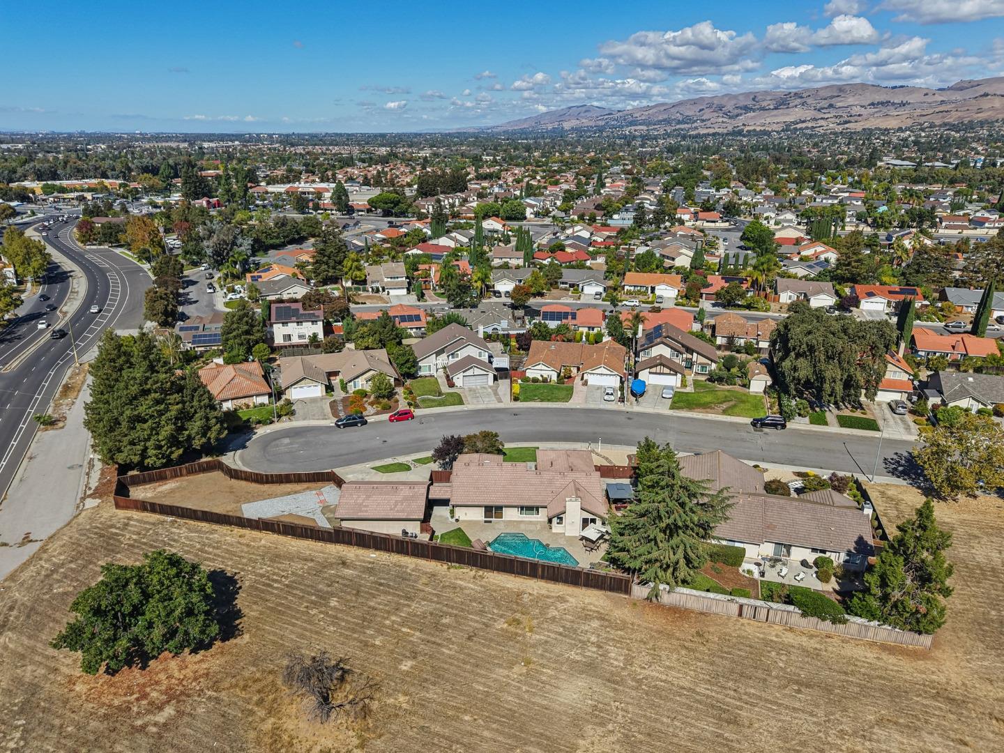 Detail Gallery Image 84 of 97 For 2930 Silverland Ct, San Jose,  CA 95135 - 3 Beds | 2 Baths