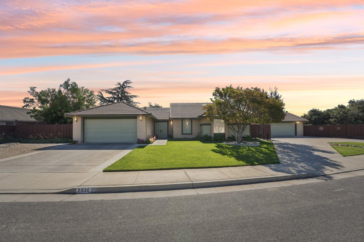 Detail Gallery Image 88 of 97 For 2930 Silverland Ct, San Jose,  CA 95135 - 3 Beds | 2 Baths