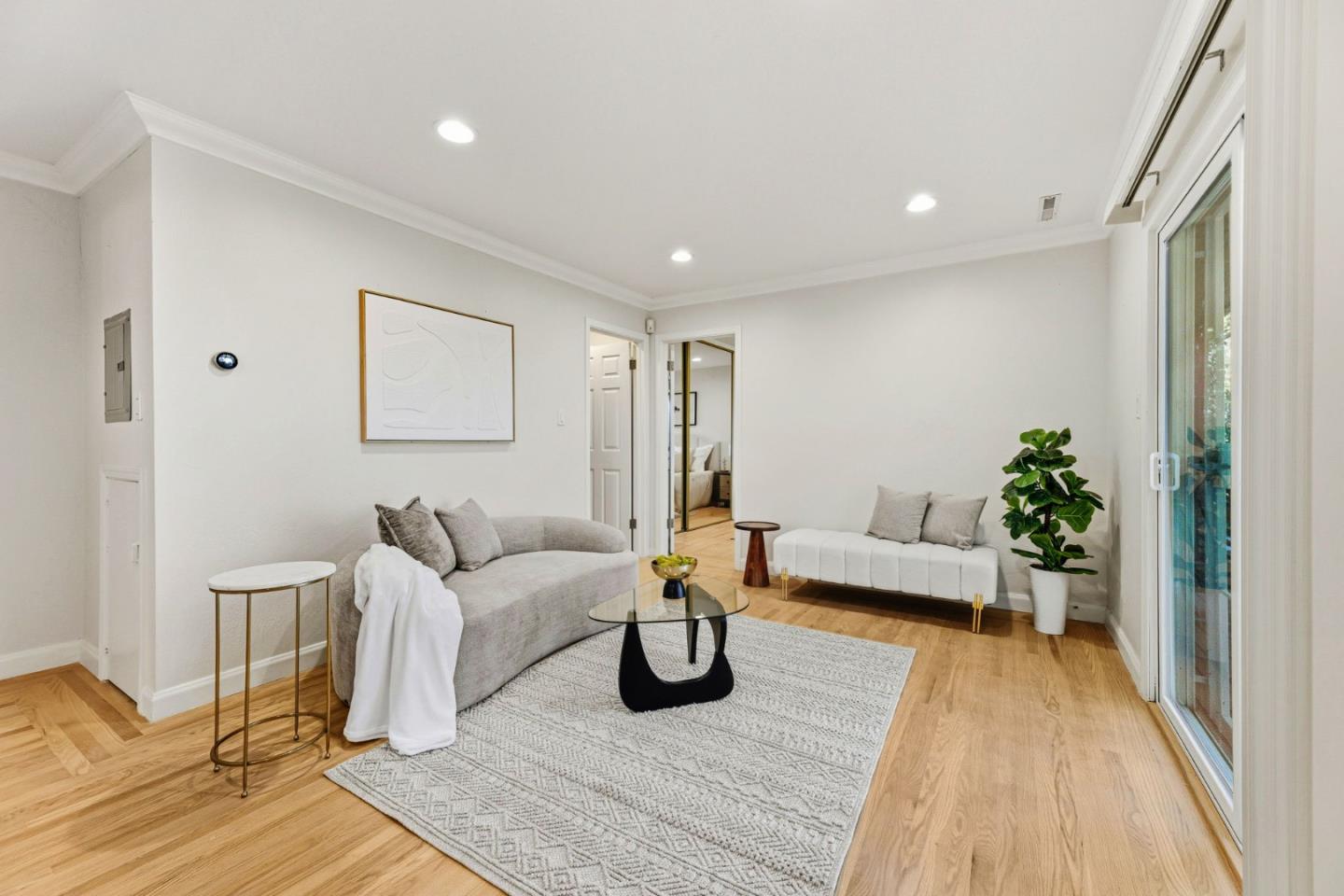 Detail Gallery Image 24 of 54 For 866 Alma Pl, Oakland,  CA 94610 - 4 Beds | 3/1 Baths