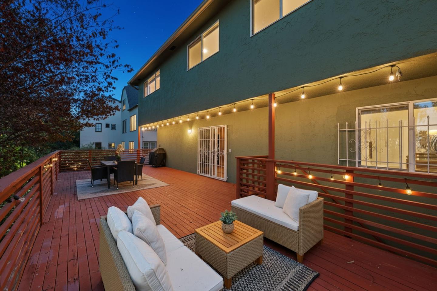Detail Gallery Image 38 of 54 For 866 Alma Pl, Oakland,  CA 94610 - 4 Beds | 3/1 Baths