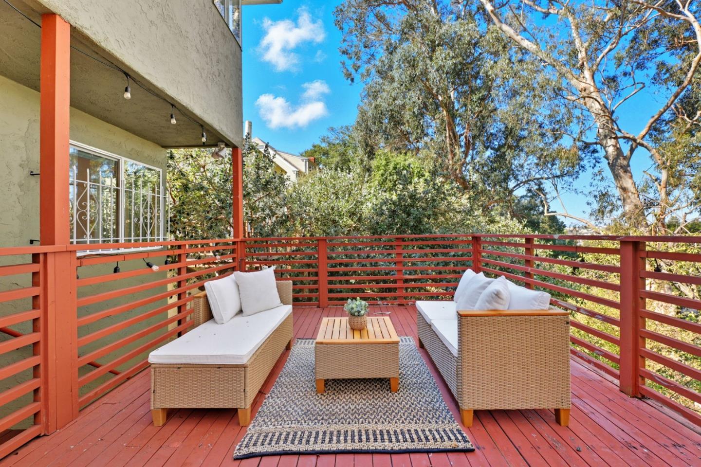 Detail Gallery Image 41 of 54 For 866 Alma Pl, Oakland,  CA 94610 - 4 Beds | 3/1 Baths