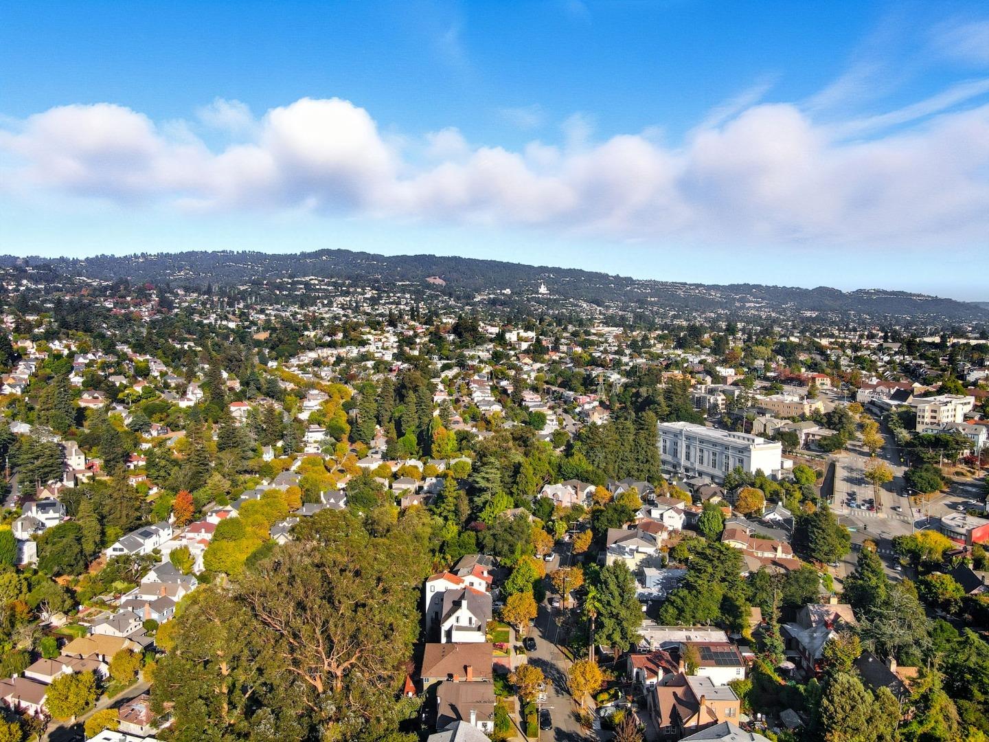 Detail Gallery Image 52 of 54 For 866 Alma Pl, Oakland,  CA 94610 - 4 Beds | 3/1 Baths