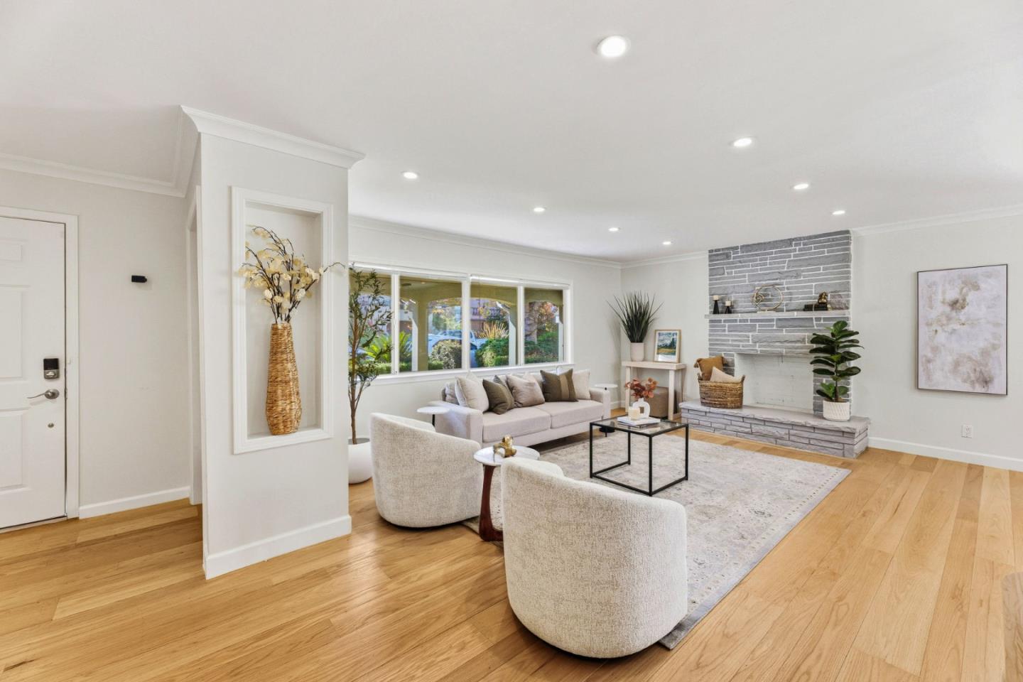 Detail Gallery Image 7 of 54 For 866 Alma Pl, Oakland,  CA 94610 - 4 Beds | 3/1 Baths