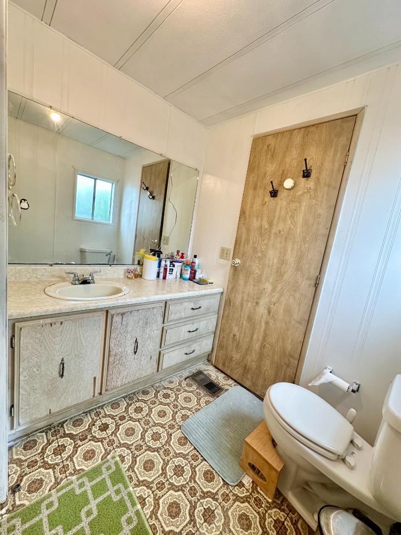 Detail Gallery Image 15 of 19 For 2855 Senter Rd #1,  San Jose,  CA 95111 - 2 Beds | 2 Baths