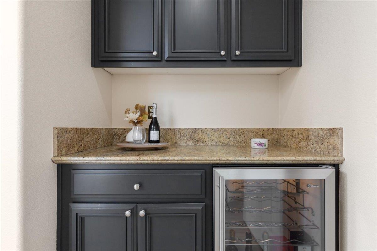 Detail Gallery Image 13 of 51 For 18340 San Antonio Dr, Morgan Hill,  CA 95037 - 5 Beds | 3/1 Baths