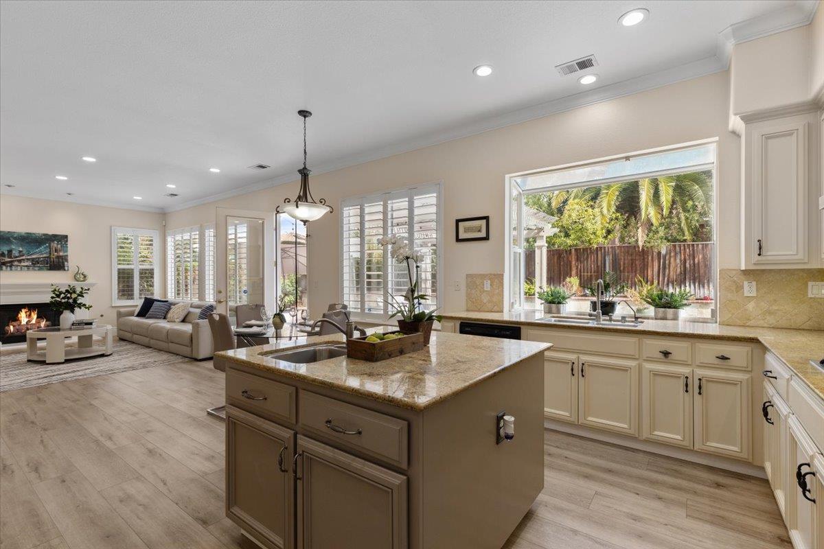 Detail Gallery Image 16 of 51 For 18340 San Antonio Dr, Morgan Hill,  CA 95037 - 5 Beds | 3/1 Baths