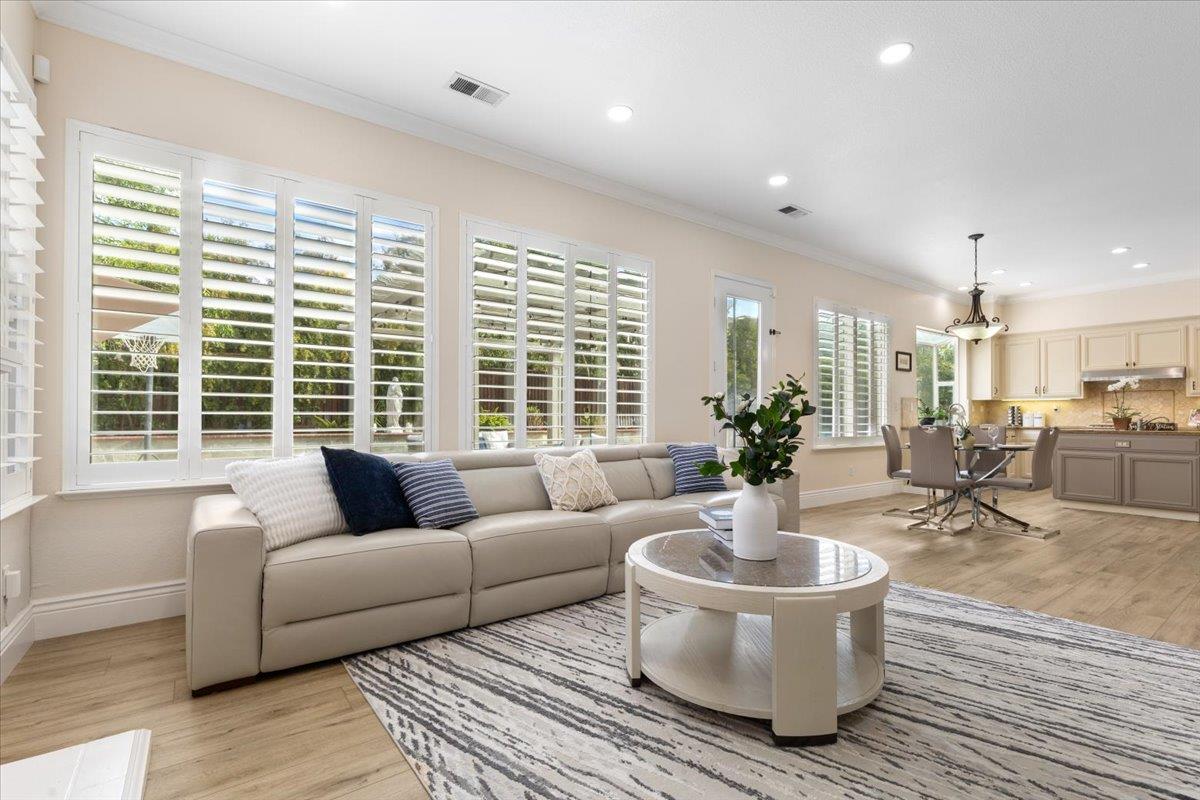 Detail Gallery Image 18 of 51 For 18340 San Antonio Dr, Morgan Hill,  CA 95037 - 5 Beds | 3/1 Baths