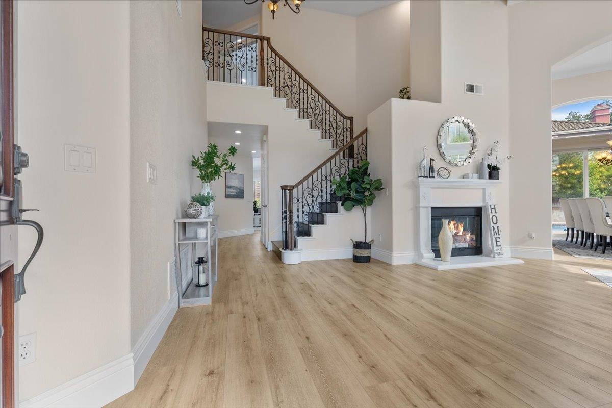 Detail Gallery Image 7 of 51 For 18340 San Antonio Dr, Morgan Hill,  CA 95037 - 5 Beds | 3/1 Baths