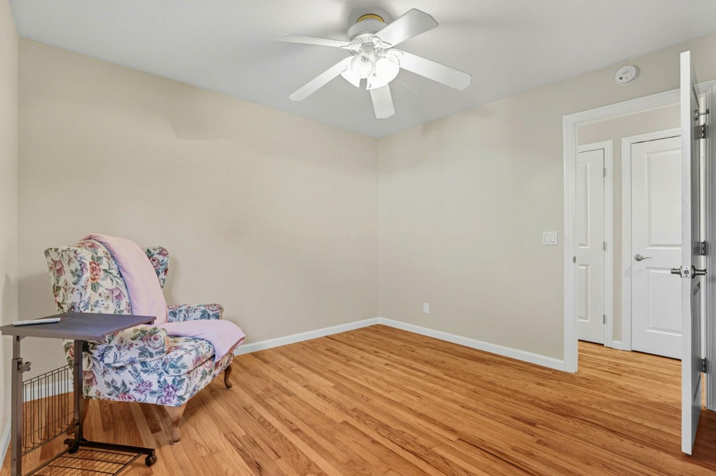 Detail Gallery Image 11 of 22 For 3213 Woodmont Dr, San Jose,  CA 95118 - 3 Beds | 2 Baths