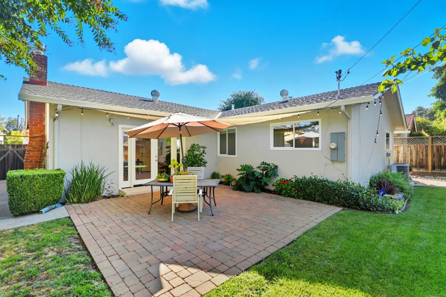 Detail Gallery Image 17 of 22 For 3213 Woodmont Dr, San Jose,  CA 95118 - 3 Beds | 2 Baths