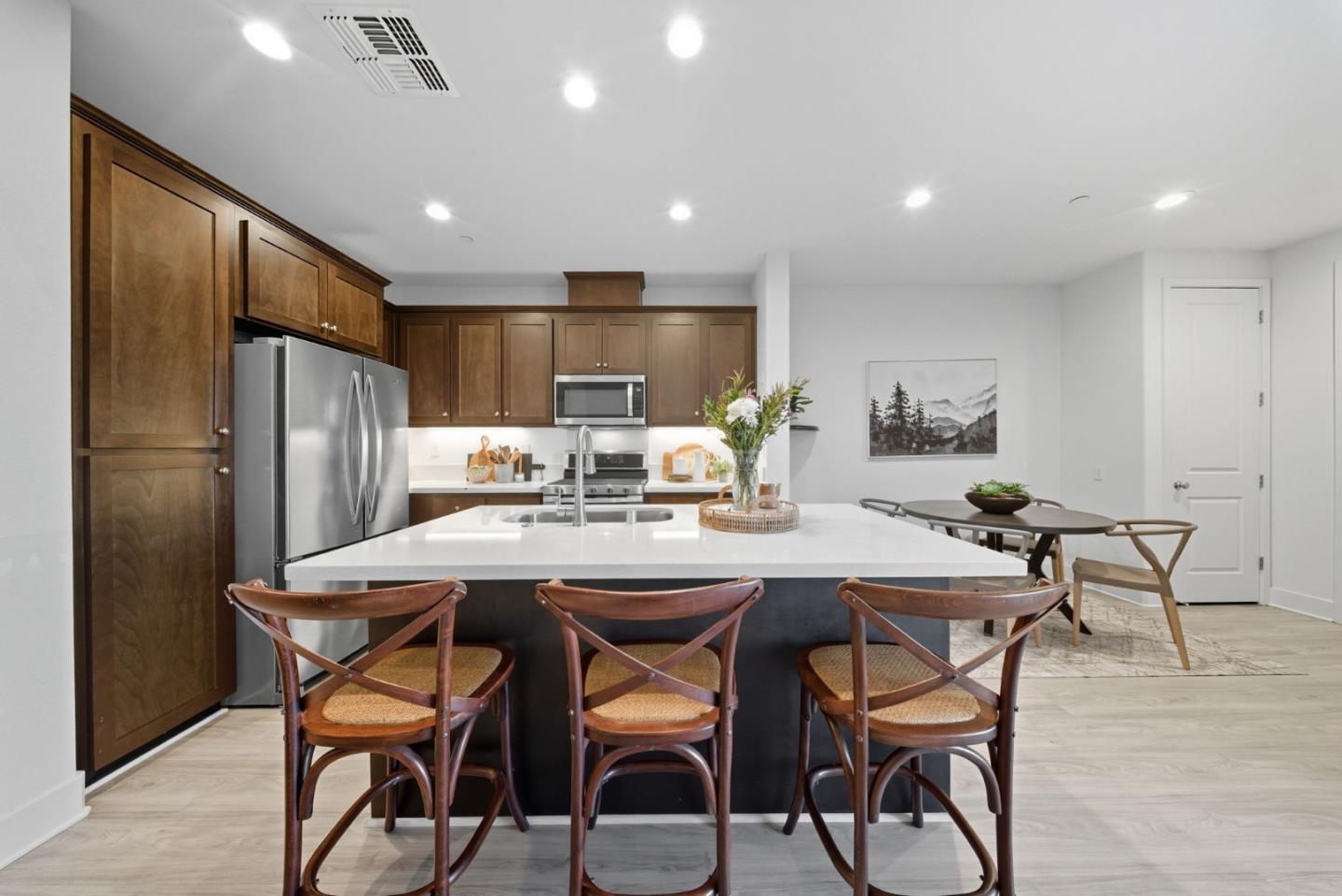 Detail Gallery Image 11 of 54 For 1335 Old Vine Ln, Morgan Hill,  CA 95037 - 3 Beds | 2/1 Baths