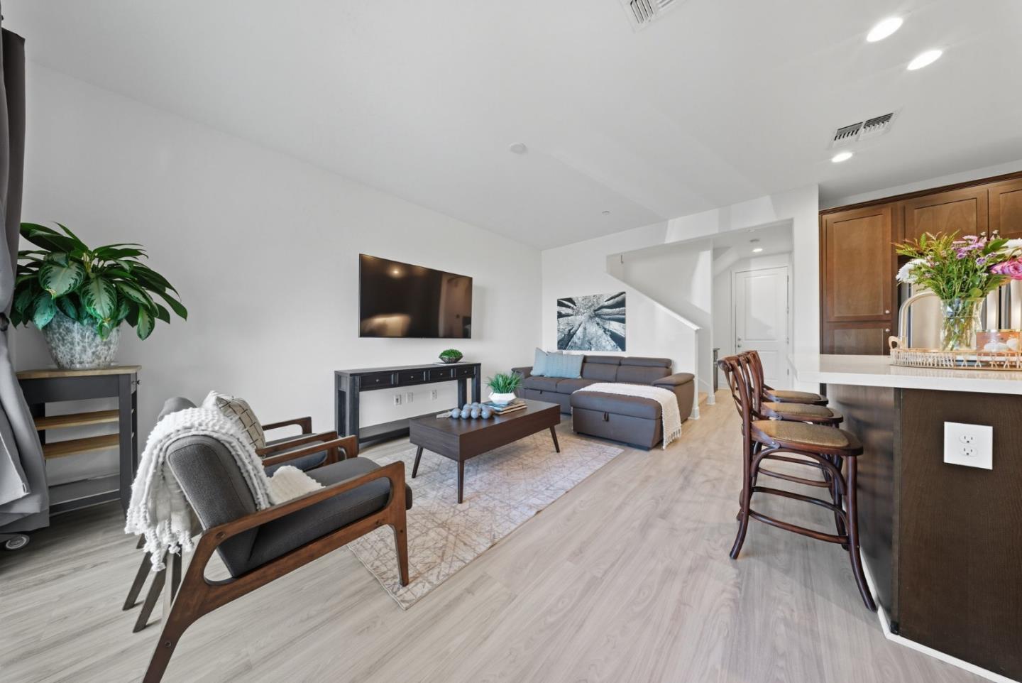 Detail Gallery Image 16 of 54 For 1335 Old Vine Ln, Morgan Hill,  CA 95037 - 3 Beds | 2/1 Baths