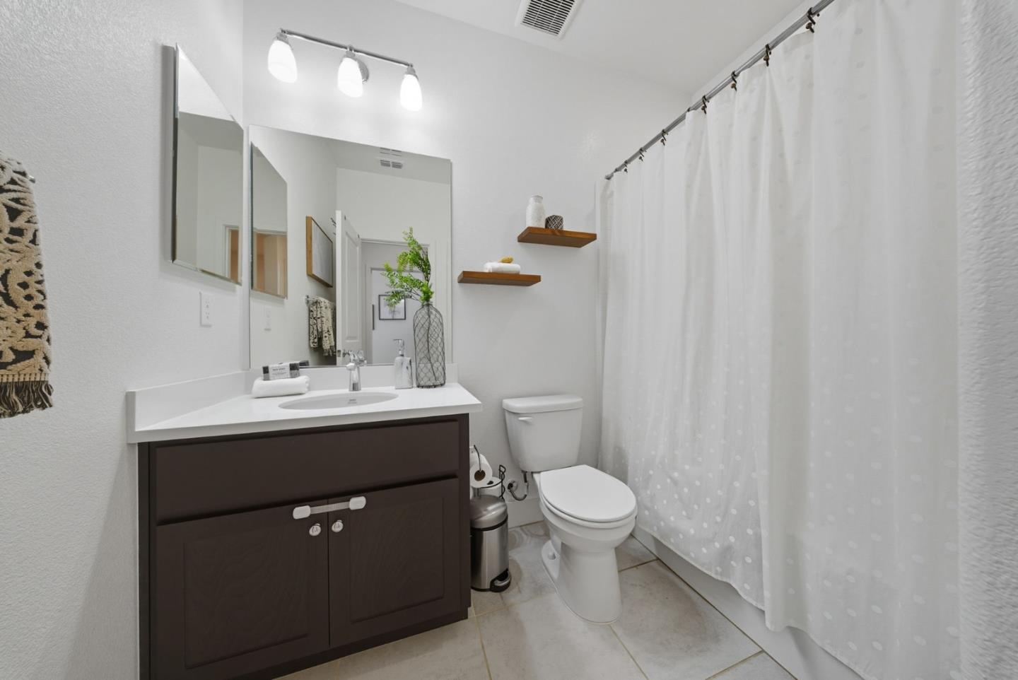 Detail Gallery Image 27 of 54 For 1335 Old Vine Ln, Morgan Hill,  CA 95037 - 3 Beds | 2/1 Baths