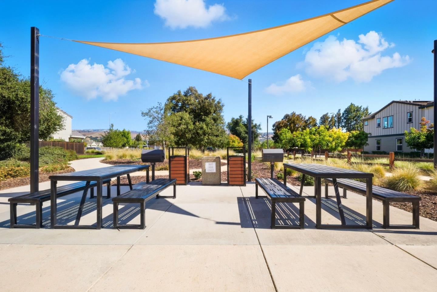 Detail Gallery Image 45 of 54 For 1335 Old Vine Ln, Morgan Hill,  CA 95037 - 3 Beds | 2/1 Baths