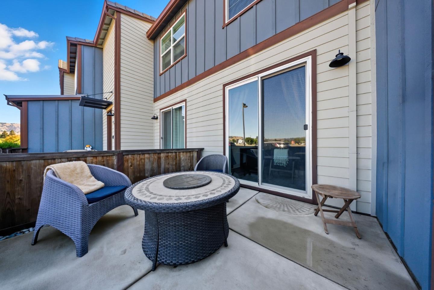 Detail Gallery Image 5 of 54 For 1335 Old Vine Ln, Morgan Hill,  CA 95037 - 3 Beds | 2/1 Baths