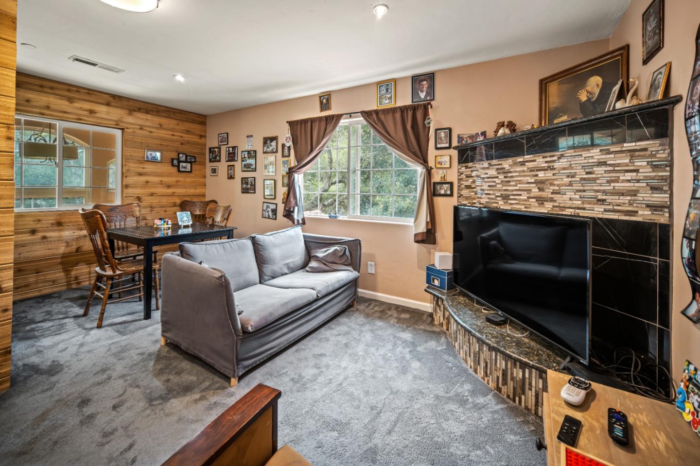 Detail Gallery Image 21 of 42 For 837 Lewis Rd, Royal Oaks,  CA 95076 - 6 Beds | 4 Baths