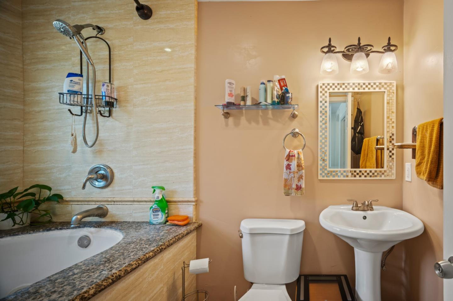 Detail Gallery Image 29 of 42 For 837 Lewis Rd, Royal Oaks,  CA 95076 - 6 Beds | 4 Baths