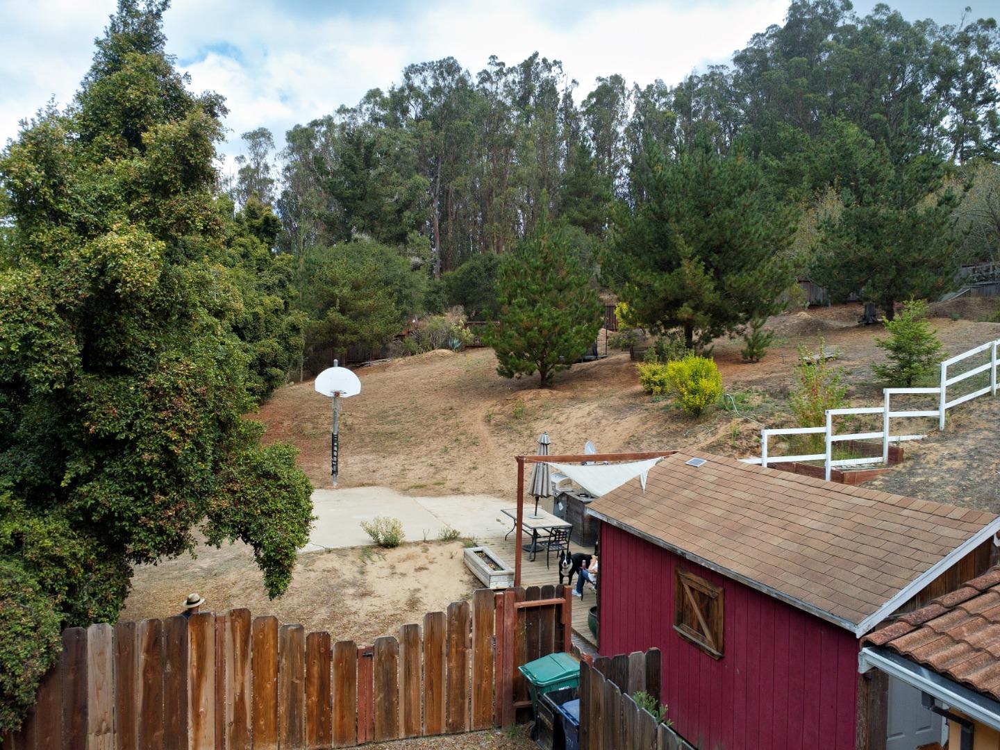 Detail Gallery Image 35 of 42 For 837 Lewis Rd, Royal Oaks,  CA 95076 - 6 Beds | 4 Baths