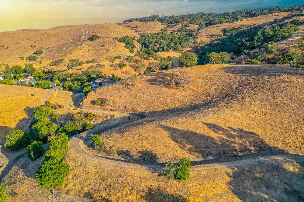 Detail Gallery Image 41 of 41 For 273 Jaggers Dr, San Jose,  CA 95119 - 4 Beds | 2 Baths