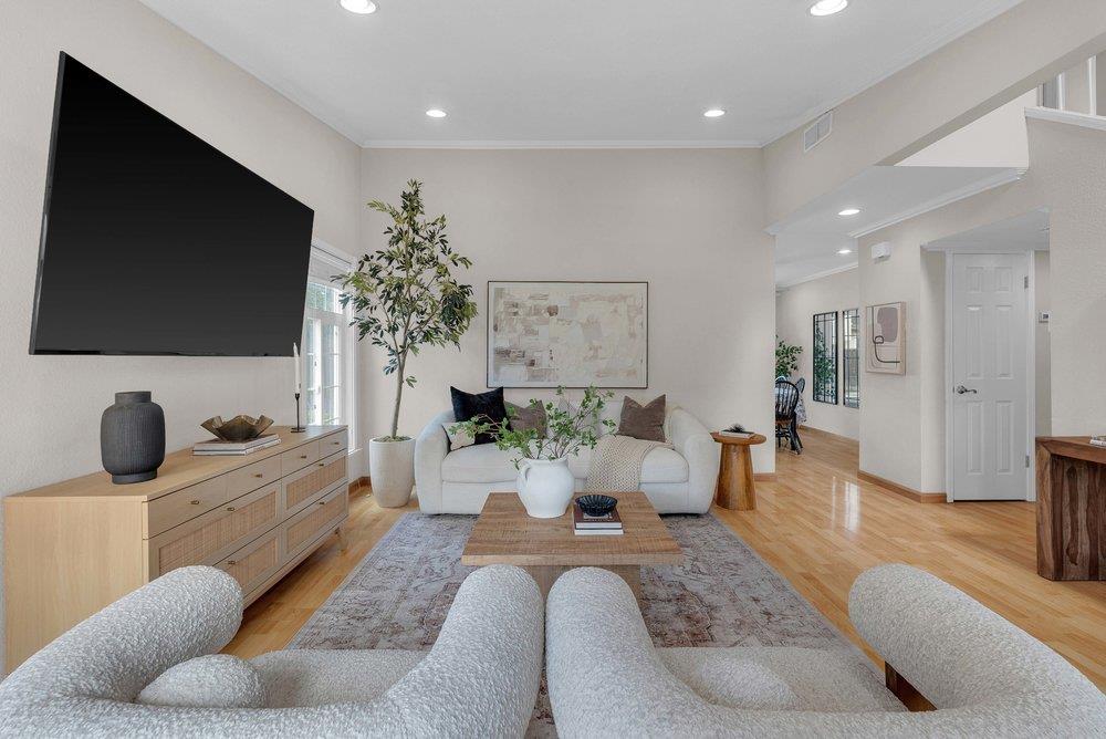 Detail Gallery Image 5 of 41 For 273 Jaggers Dr, San Jose,  CA 95119 - 4 Beds | 2 Baths