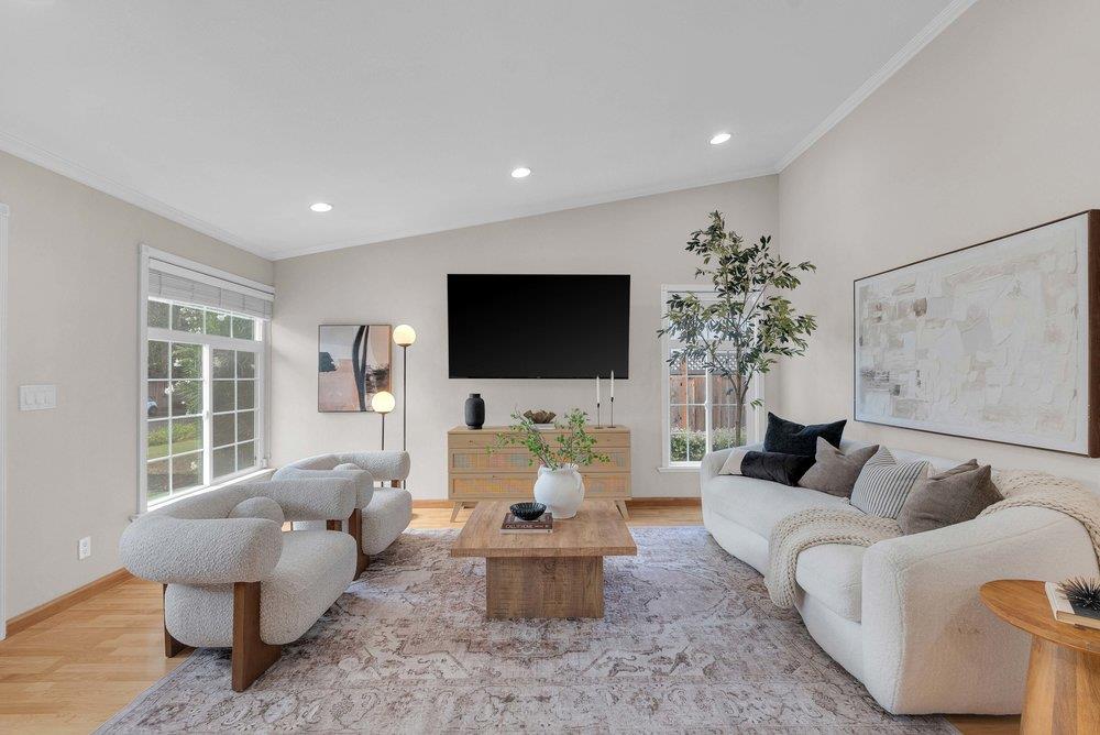 Detail Gallery Image 6 of 41 For 273 Jaggers Dr, San Jose,  CA 95119 - 4 Beds | 2 Baths