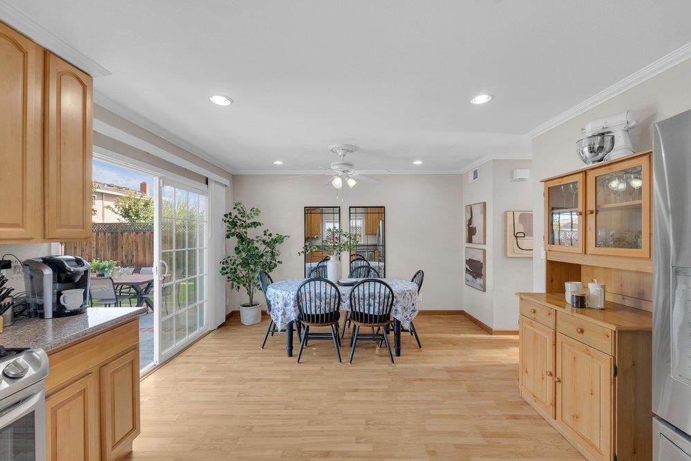 Detail Gallery Image 9 of 41 For 273 Jaggers Dr, San Jose,  CA 95119 - 4 Beds | 2 Baths