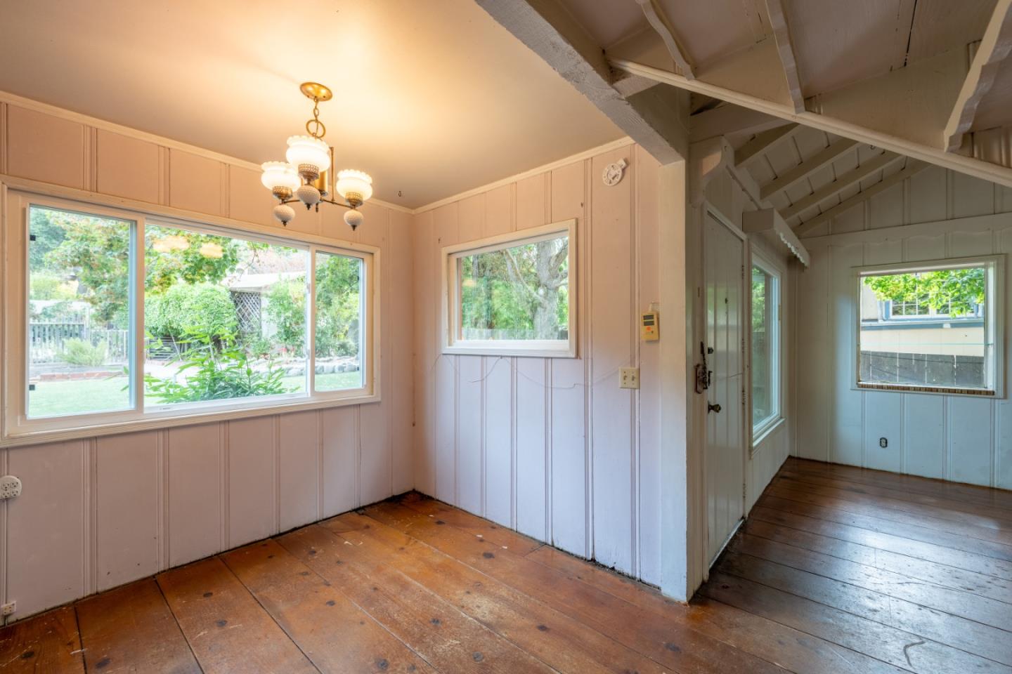 Detail Gallery Image 13 of 30 For 16 Paso Cresta, Carmel Valley,  CA 93924 - 3 Beds | 1/1 Baths