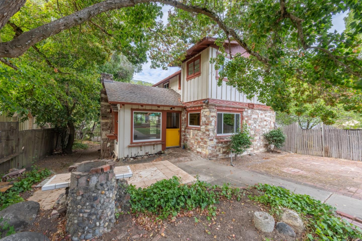 Detail Gallery Image 19 of 30 For 16 Paso Cresta, Carmel Valley,  CA 93924 - 3 Beds | 1/1 Baths