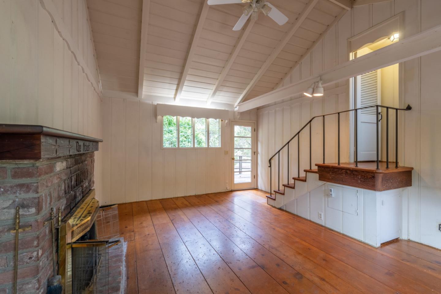 Detail Gallery Image 5 of 30 For 16 Paso Cresta, Carmel Valley,  CA 93924 - 3 Beds | 1/1 Baths