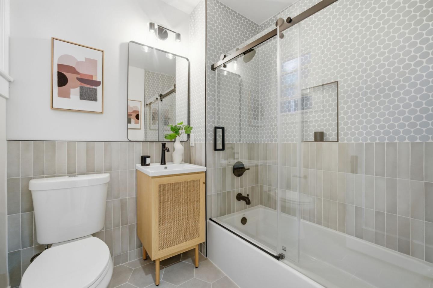 Detail Gallery Image 18 of 36 For 561 Winchester St, Daly City,  CA 94014 - 2 Beds | 1 Baths