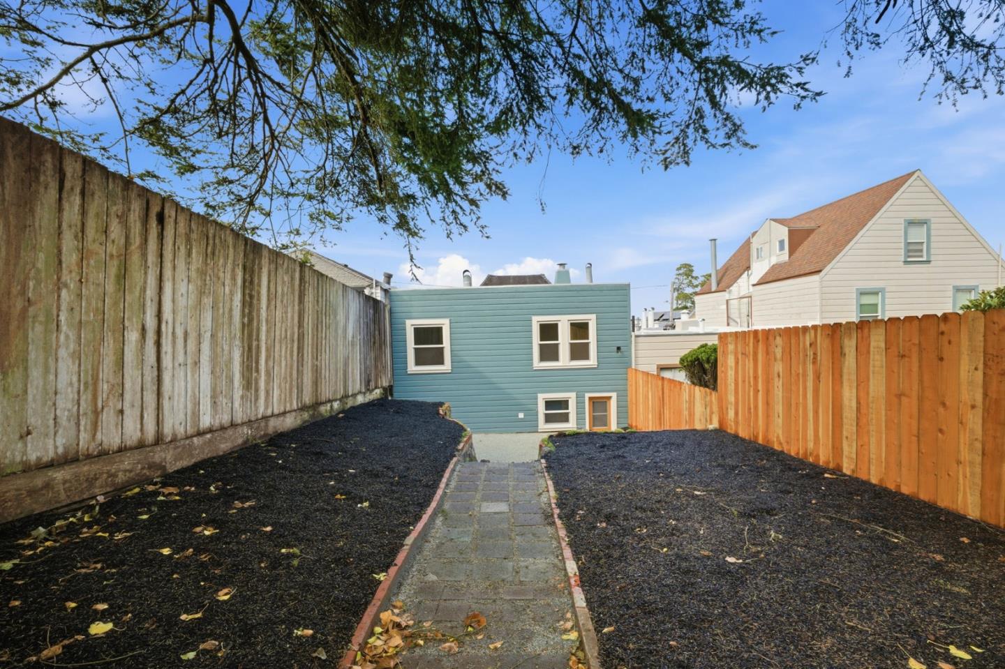 Detail Gallery Image 26 of 36 For 561 Winchester St, Daly City,  CA 94014 - 2 Beds | 1 Baths