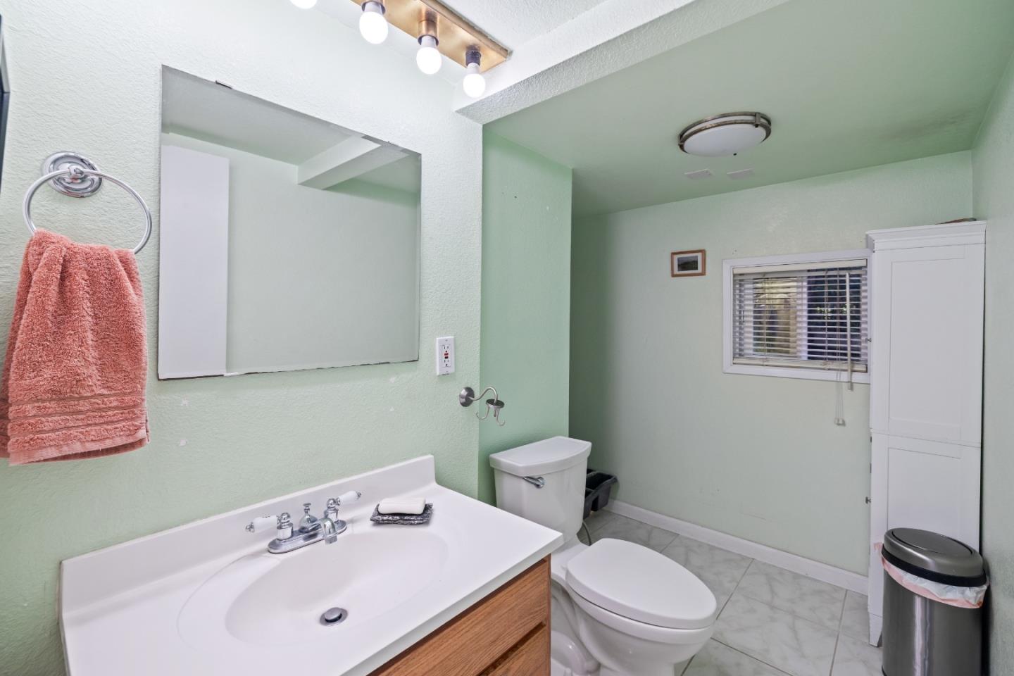 Detail Gallery Image 13 of 39 For 234 Caledonium Ave, Ben Lomond,  CA 95005 - 2 Beds | 1 Baths