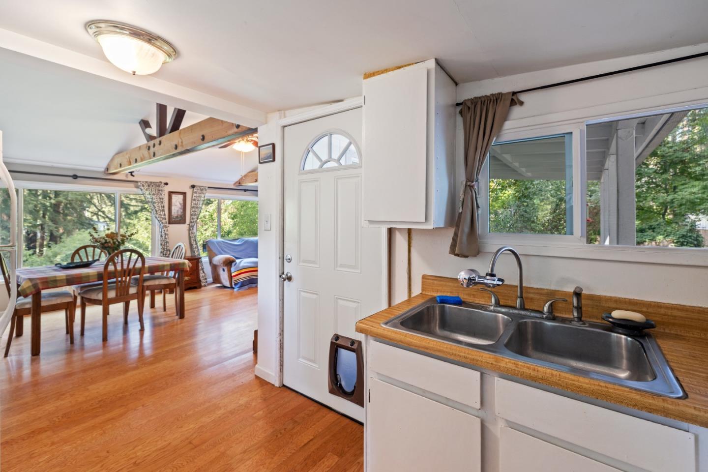 Detail Gallery Image 5 of 39 For 234 Caledonium Ave, Ben Lomond,  CA 95005 - 2 Beds | 1 Baths