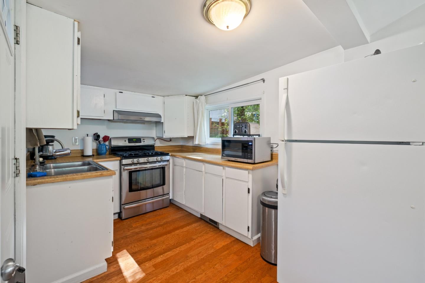 Detail Gallery Image 6 of 39 For 234 Caledonium Ave, Ben Lomond,  CA 95005 - 2 Beds | 1 Baths