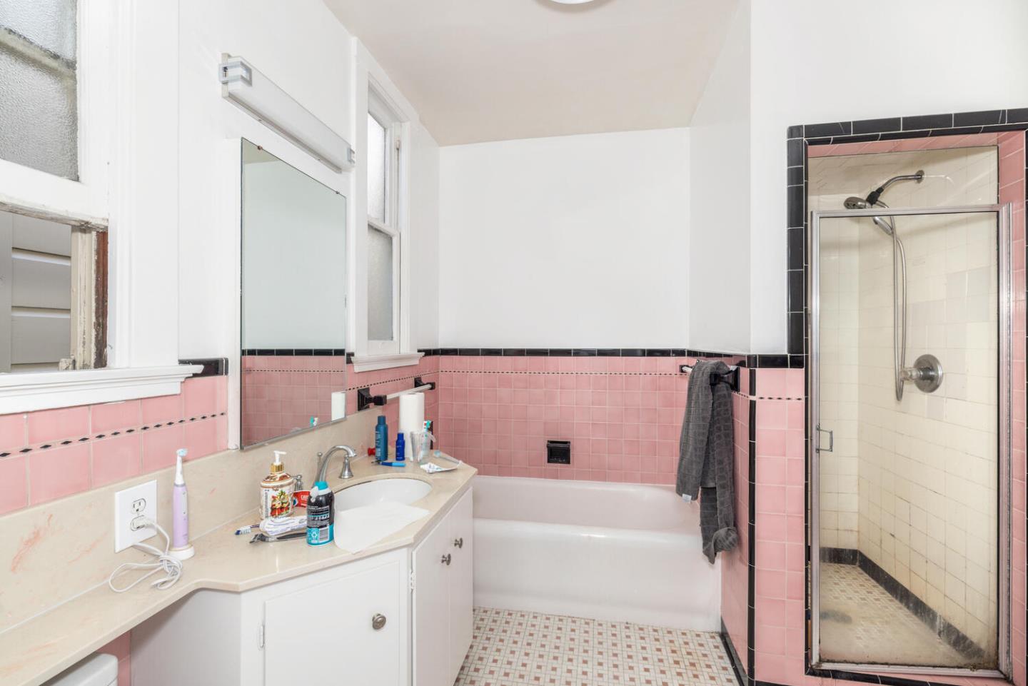 Detail Gallery Image 12 of 22 For 56-58 Parker Ave, San Francisco,  CA 94118 - – Beds | – Baths