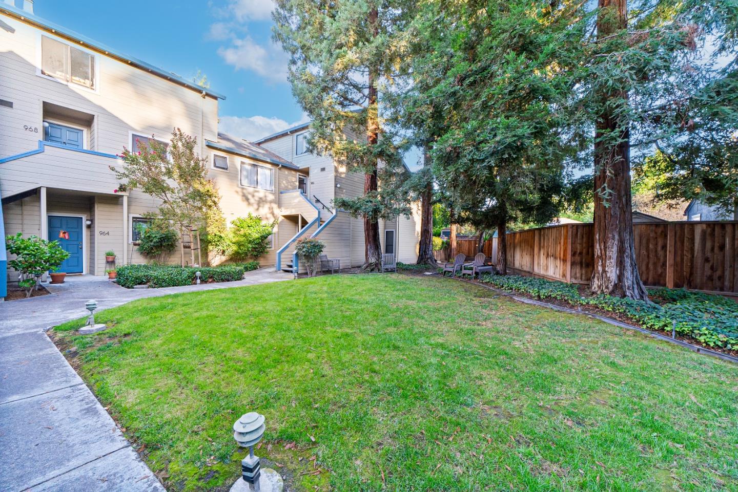 Detail Gallery Image 25 of 31 For 966 Silicon Dr, San Jose,  CA 95126 - 3 Beds | 2 Baths