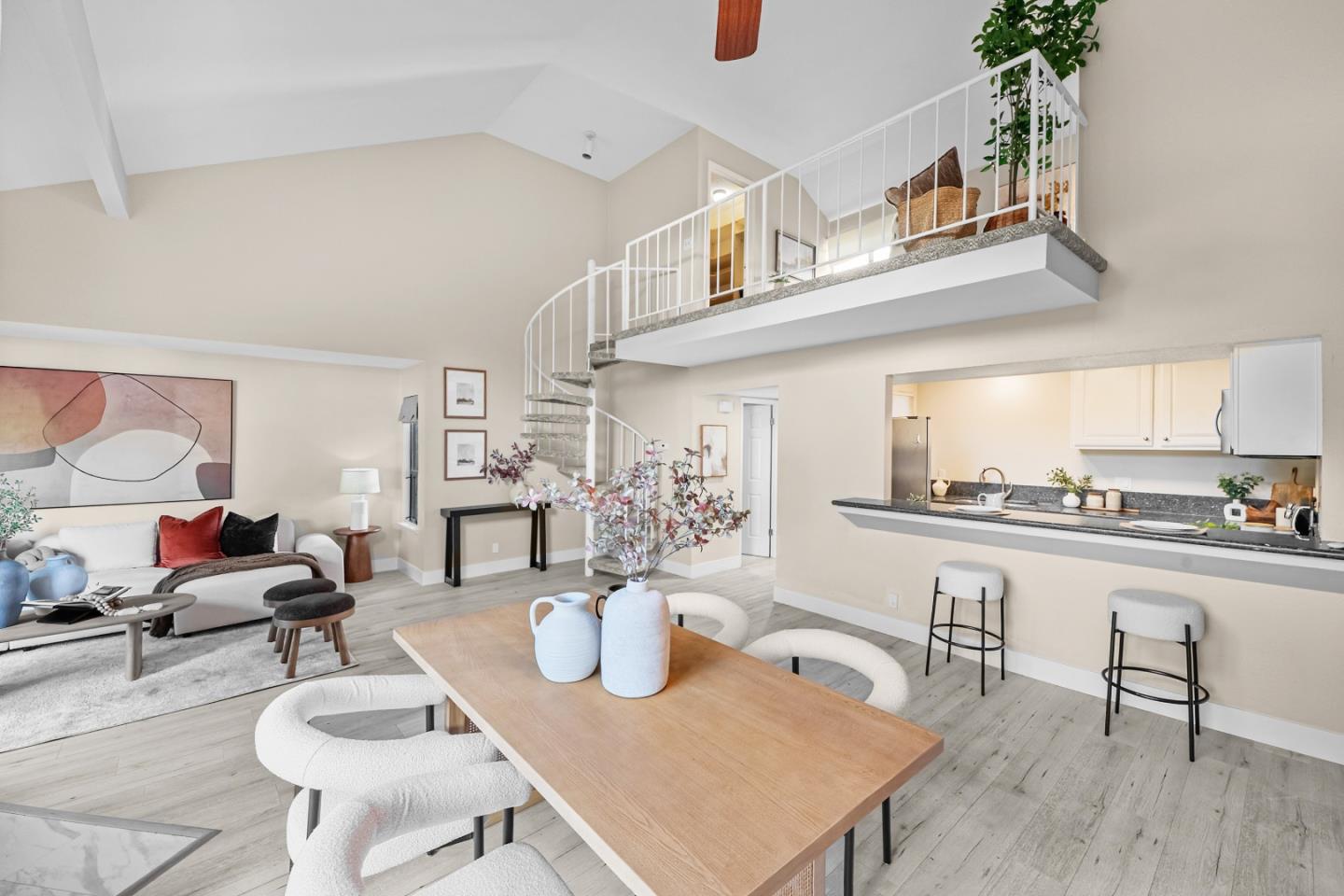 Detail Gallery Image 4 of 31 For 966 Silicon Dr, San Jose,  CA 95126 - 3 Beds | 2 Baths