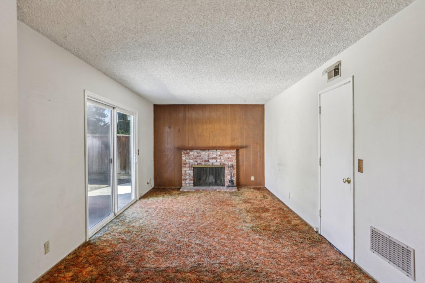 Detail Gallery Image 4 of 15 For 729 Calero Ave, San Jose,  CA 95123 - 3 Beds | 2 Baths