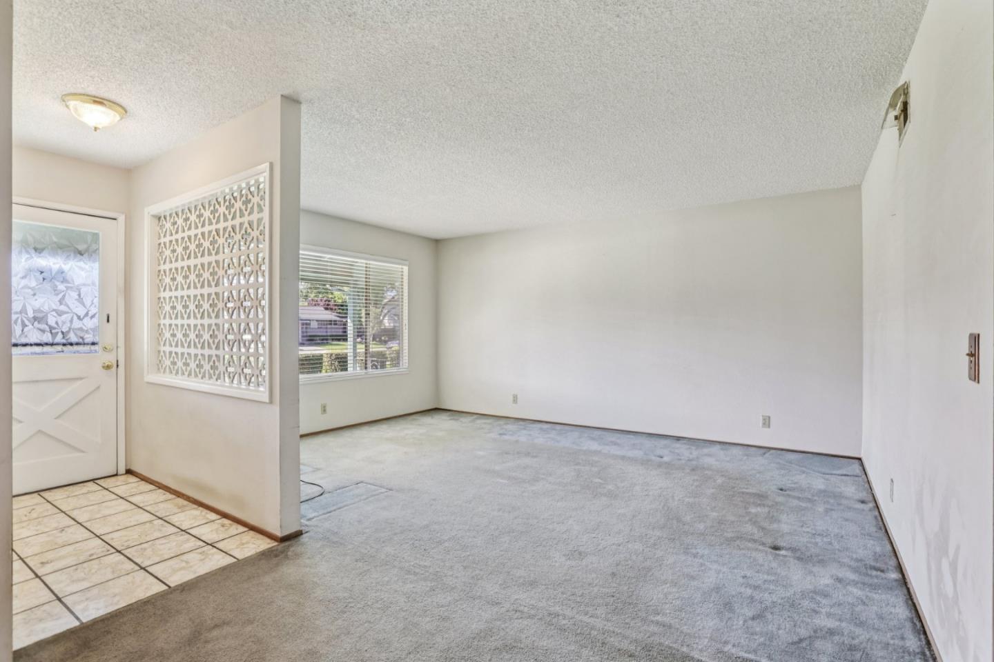 Detail Gallery Image 6 of 15 For 729 Calero Ave, San Jose,  CA 95123 - 3 Beds | 2 Baths