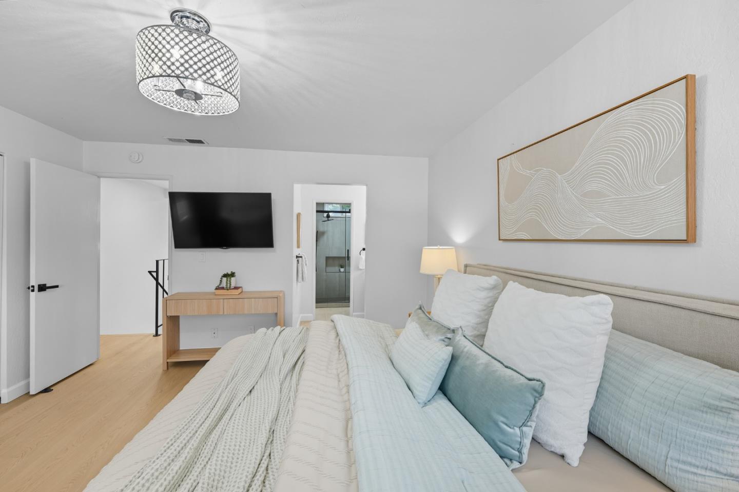 Detail Gallery Image 13 of 36 For 101 Redding Rd #A4,  Campbell,  CA 95008 - 2 Beds | 1/1 Baths