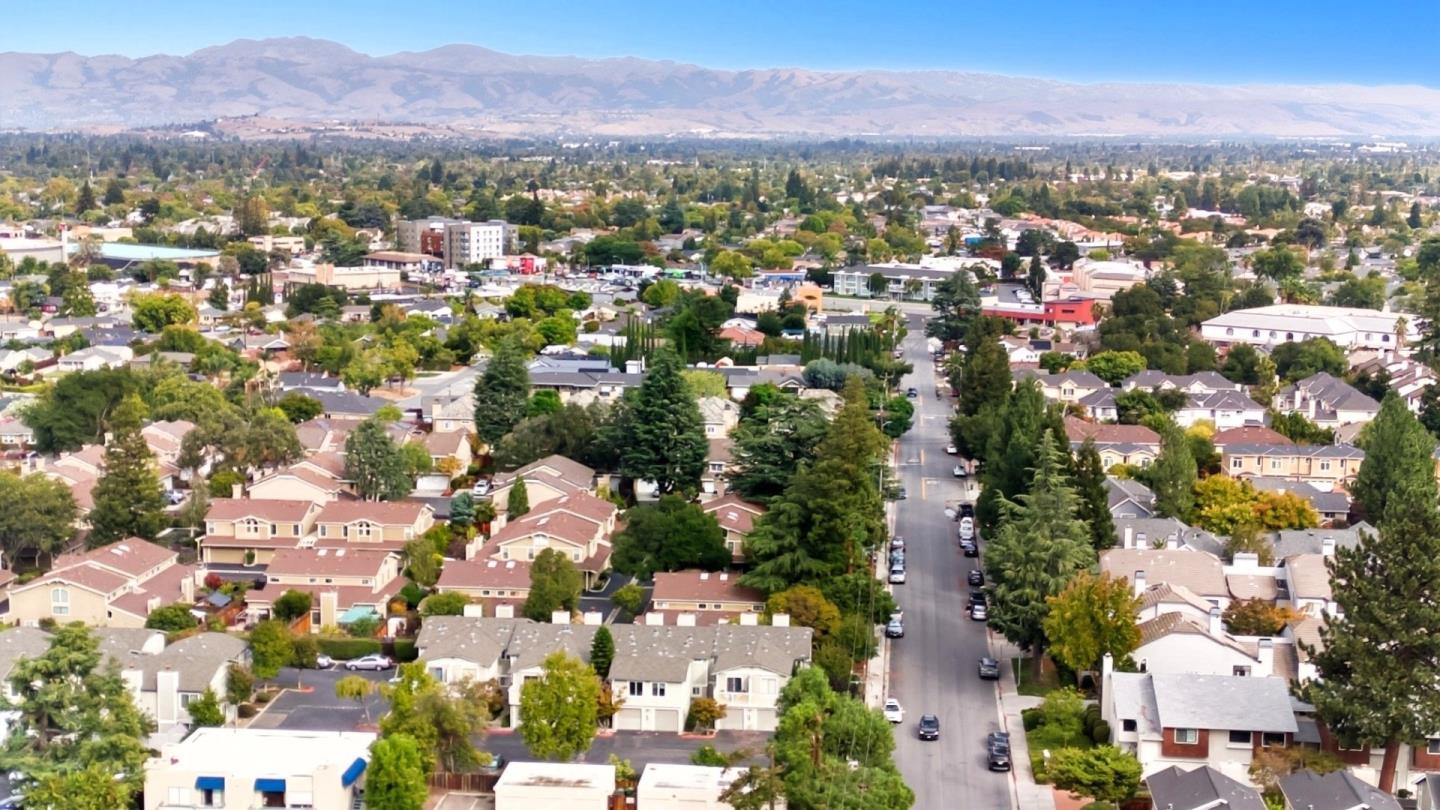 Detail Gallery Image 32 of 36 For 101 Redding Rd #A4,  Campbell,  CA 95008 - 2 Beds | 1/1 Baths