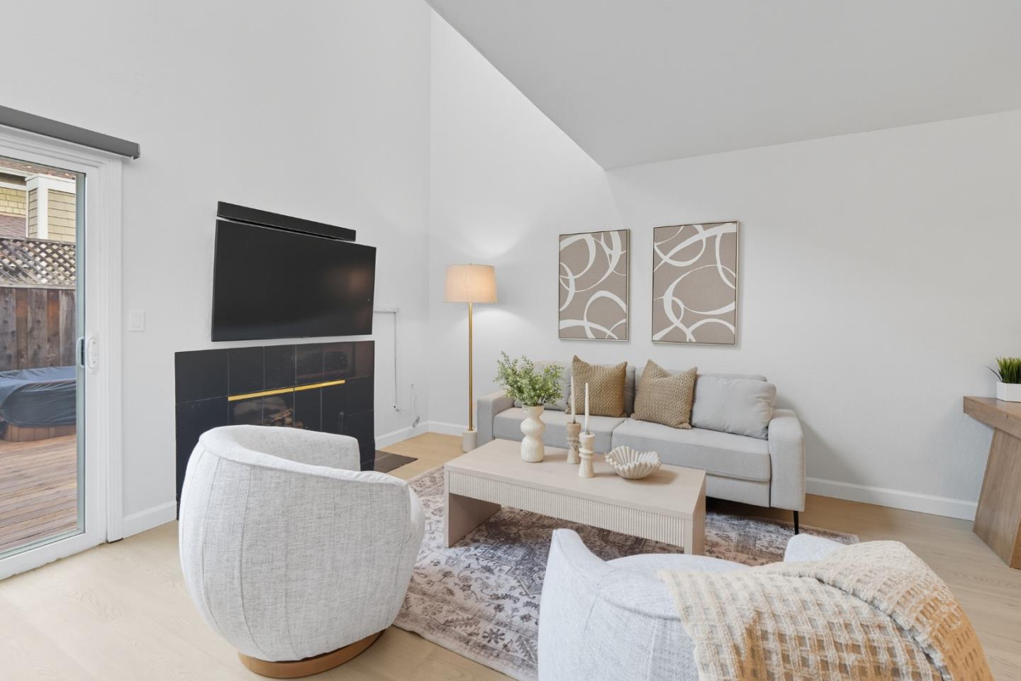 Detail Gallery Image 8 of 36 For 101 Redding Rd #A4,  Campbell,  CA 95008 - 2 Beds | 1/1 Baths