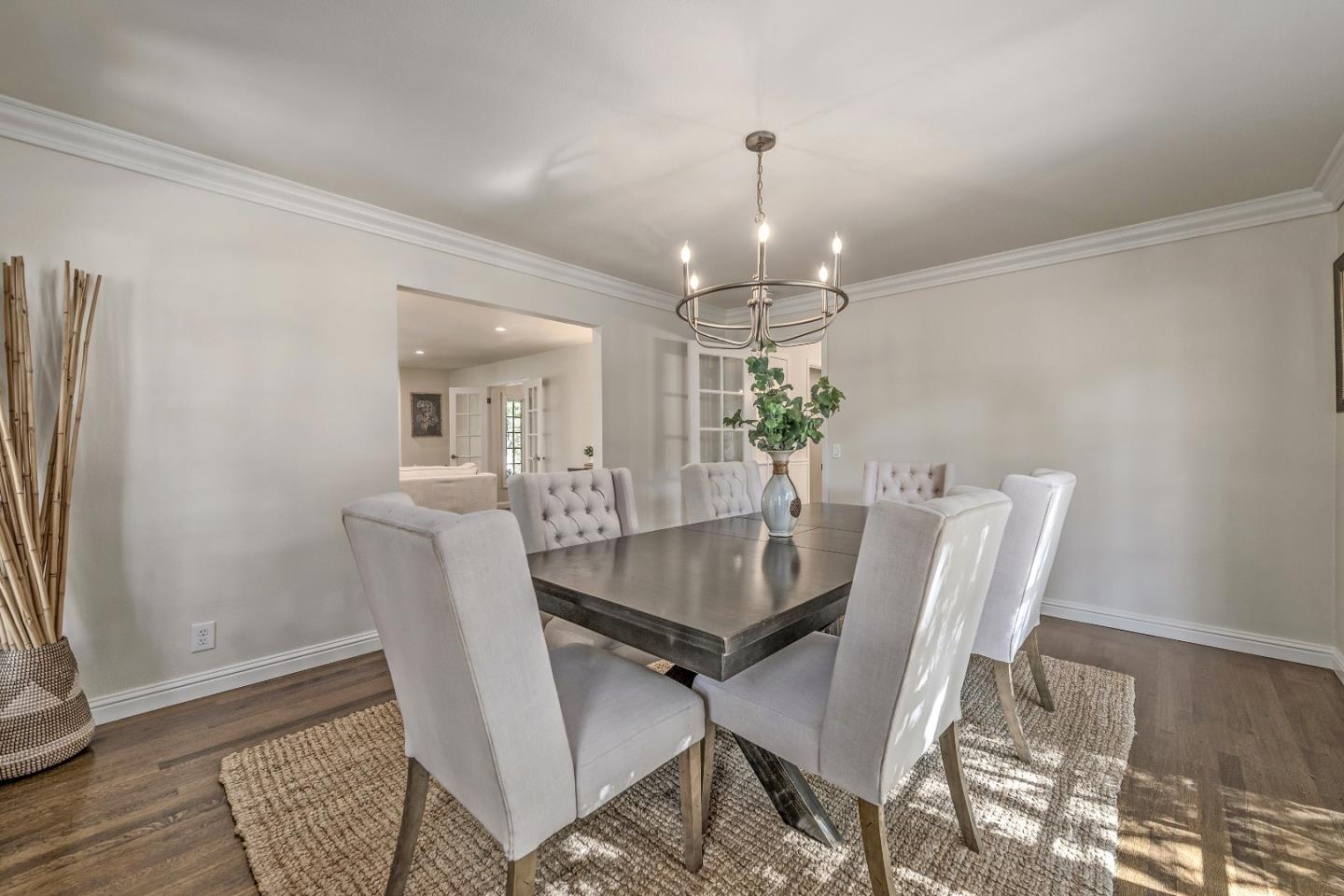 Detail Gallery Image 16 of 49 For 21700 via Regina, Saratoga,  CA 95070 - 4 Beds | 3/1 Baths